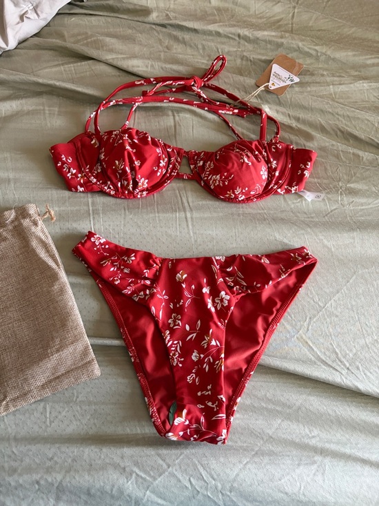 Berlook Other - Berlook Red Floral Two-Piece Bikini Set - Small NWT